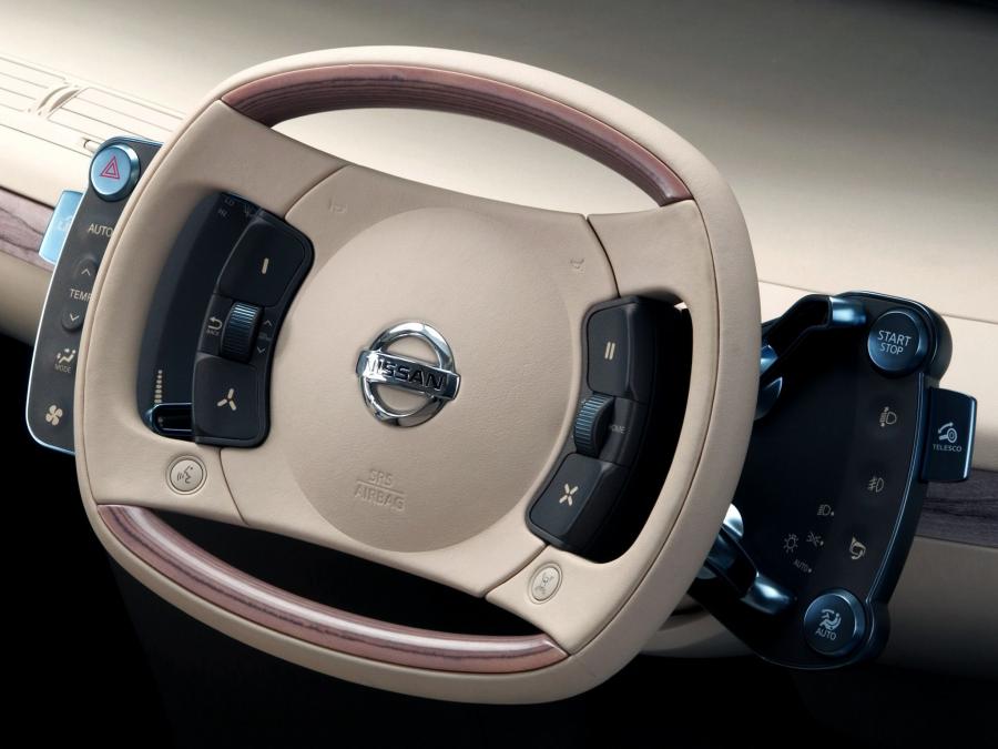  Nissan Serenity 2003 года  (фото 13 из 14)